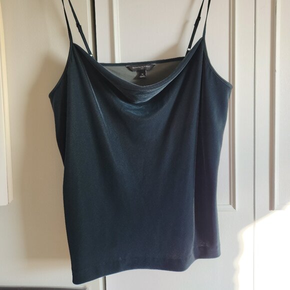 Banana Republic Velvet Emerald Camisole - Medium - Picture 4 of 5